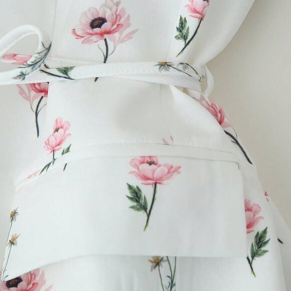 White Elegant Women's Flower Printed V Neck Lace Up Blazer Long Sleeve - Picture 7 of 7